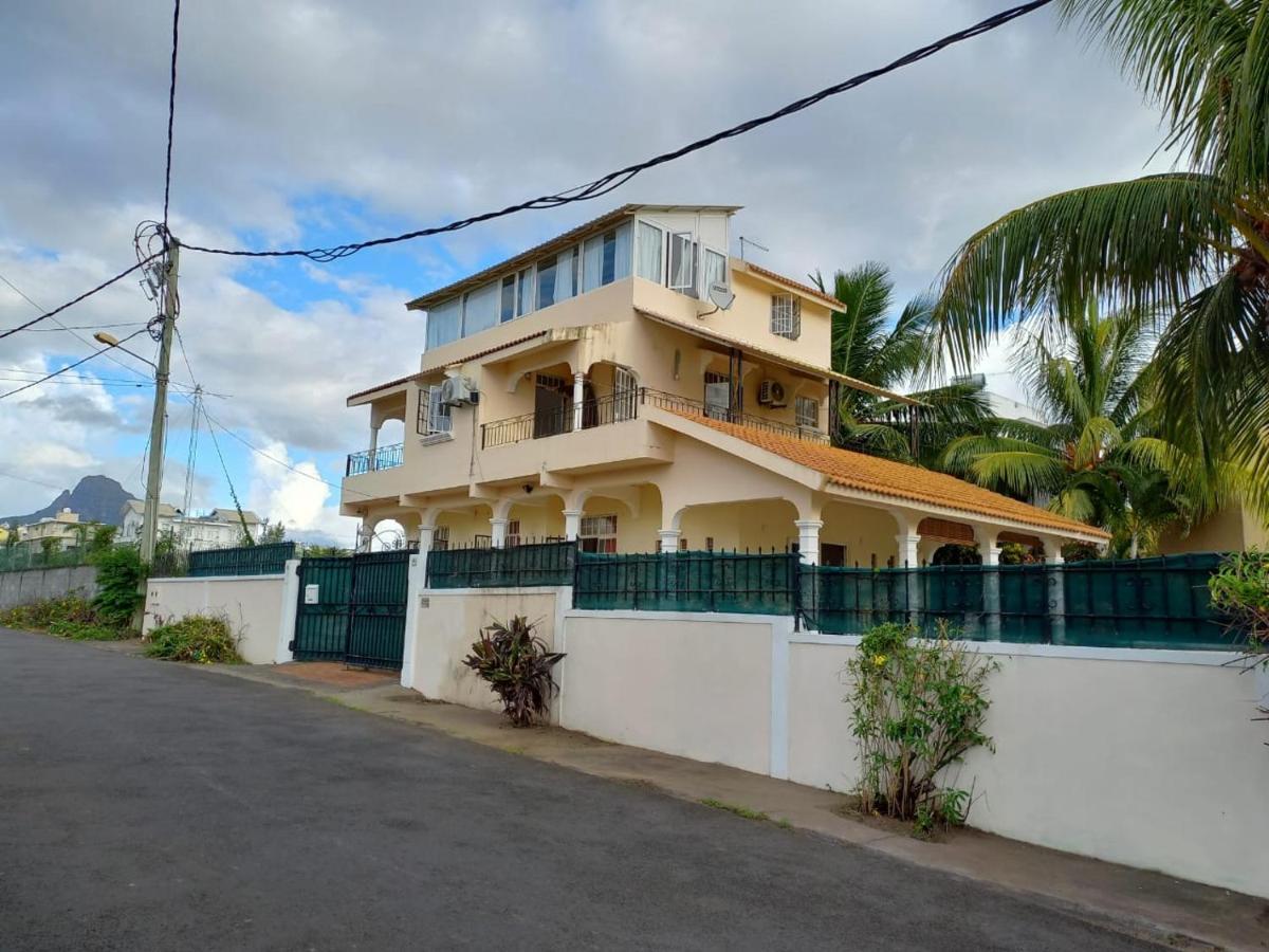 Villa L'Or With Private Pool Flic en Flac Exterior foto