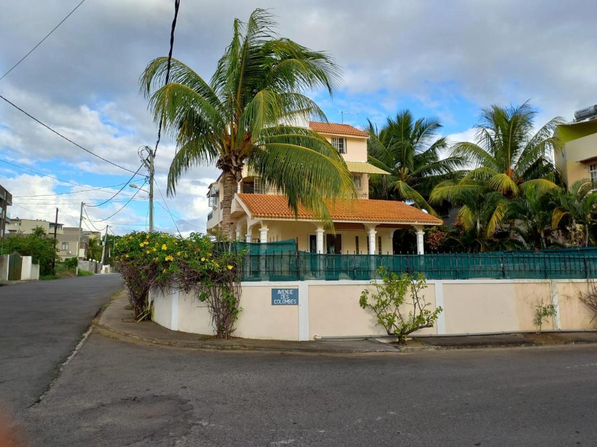 Villa L'Or With Private Pool Flic en Flac Exterior foto