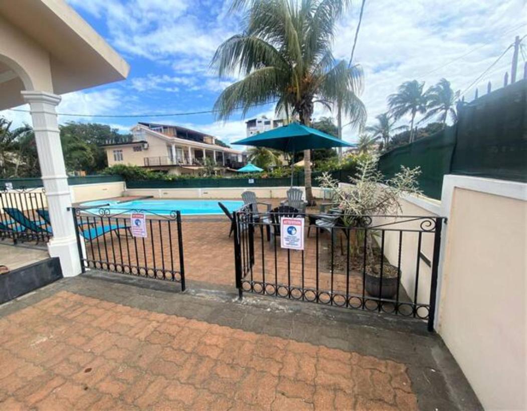 Villa L'Or With Private Pool Flic en Flac Exterior foto